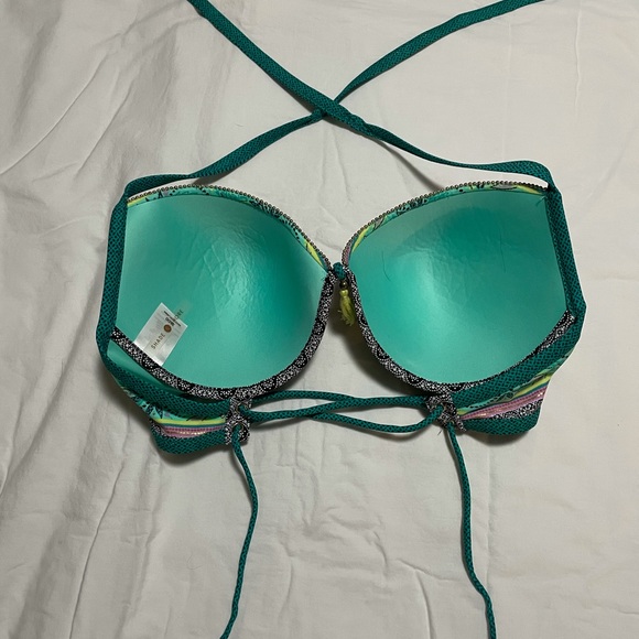 Bikini Top - Picture 3 of 3